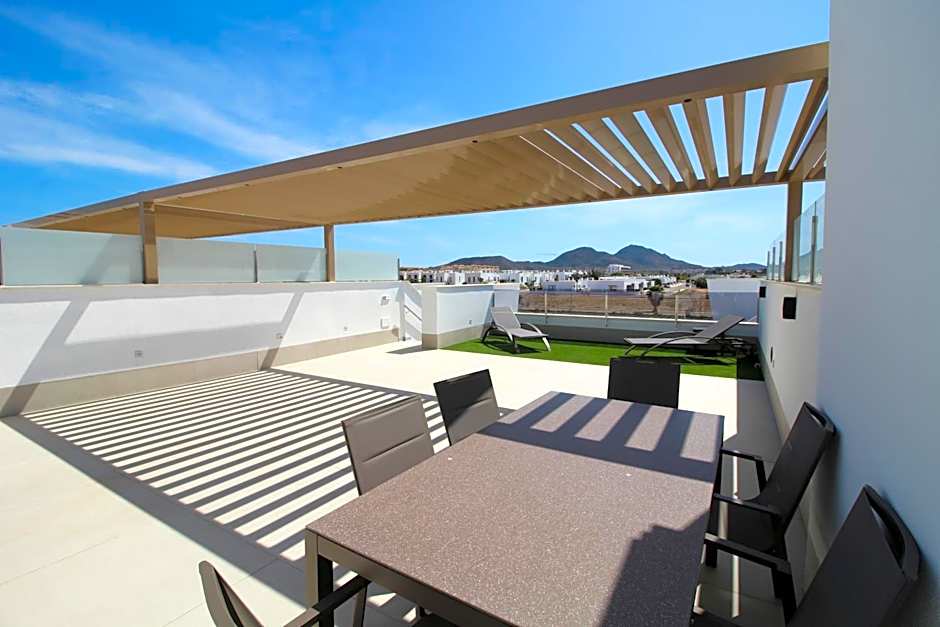 Three Bedroom Seaside Penthouse In Mar De Cristal