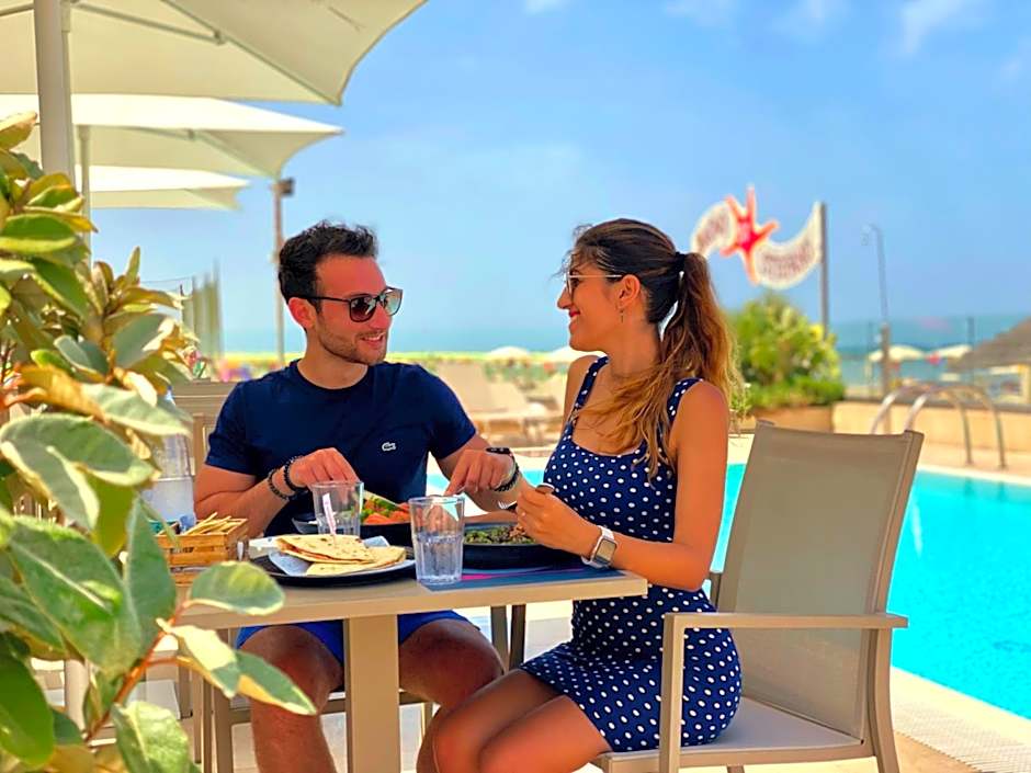 You & Me Beach Hotel