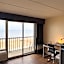 Aquarius Oceanfront Hotel