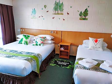 Triple Room with Bathroom