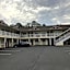 Crystal Inn and Suites