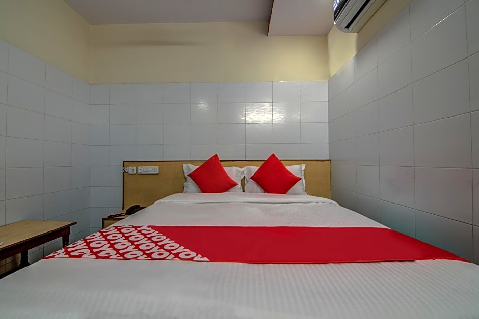Hotel O Mayur's Residency