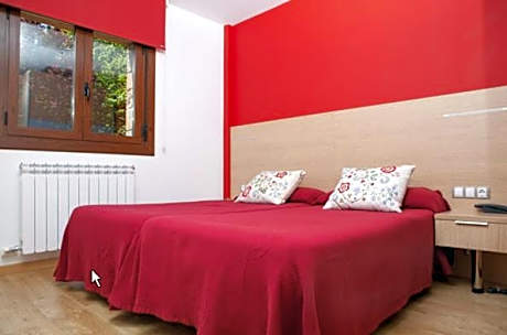 Apartment (2 Adults)