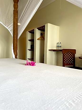 Twin Room with Balcony