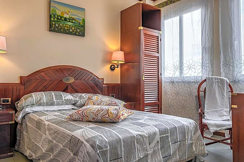 Vintage Hotel Tornese - Business & Events