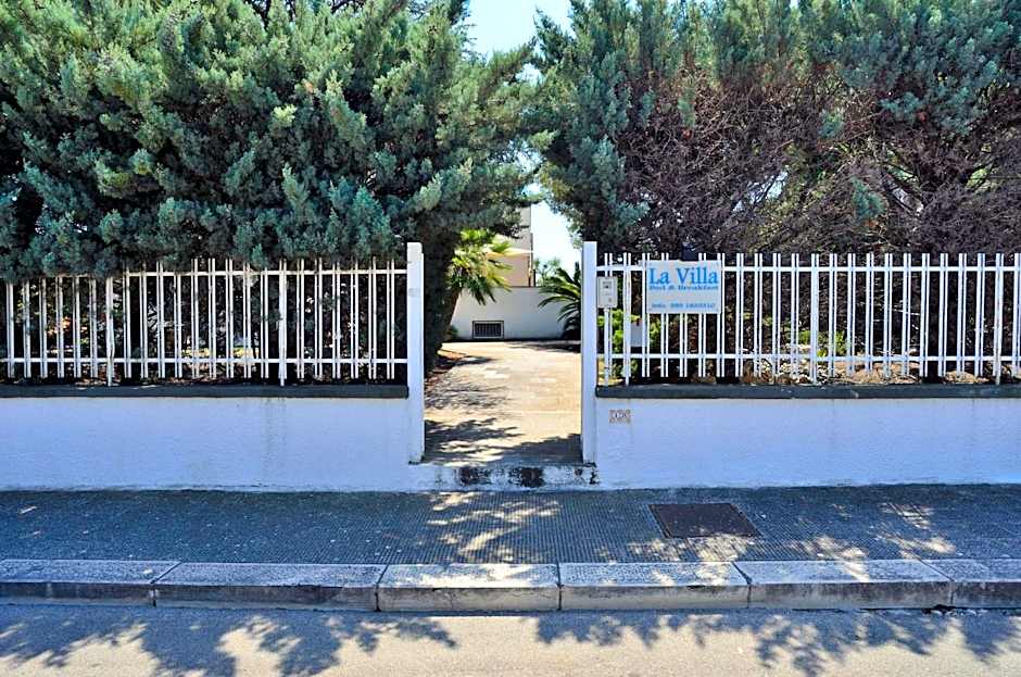 Bed and Breakfast La Villa AMBIENTI SANIFICATI CON GENERATORE DI OZONO