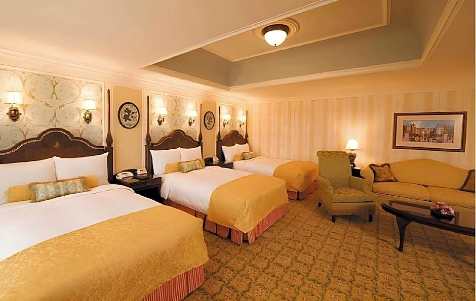 Tokyo Disneyland® Hotel