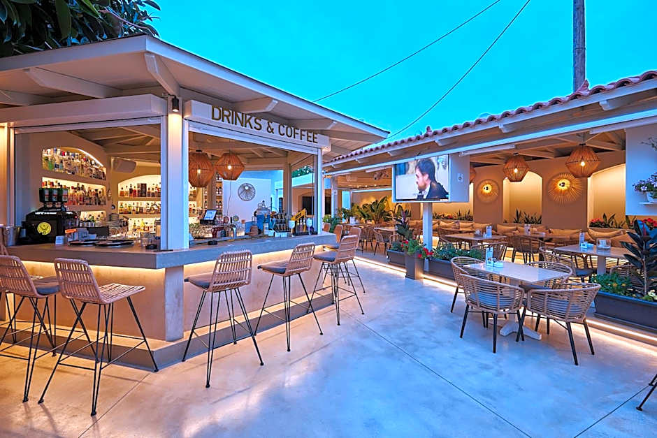 Mila Malia Studios Hotel