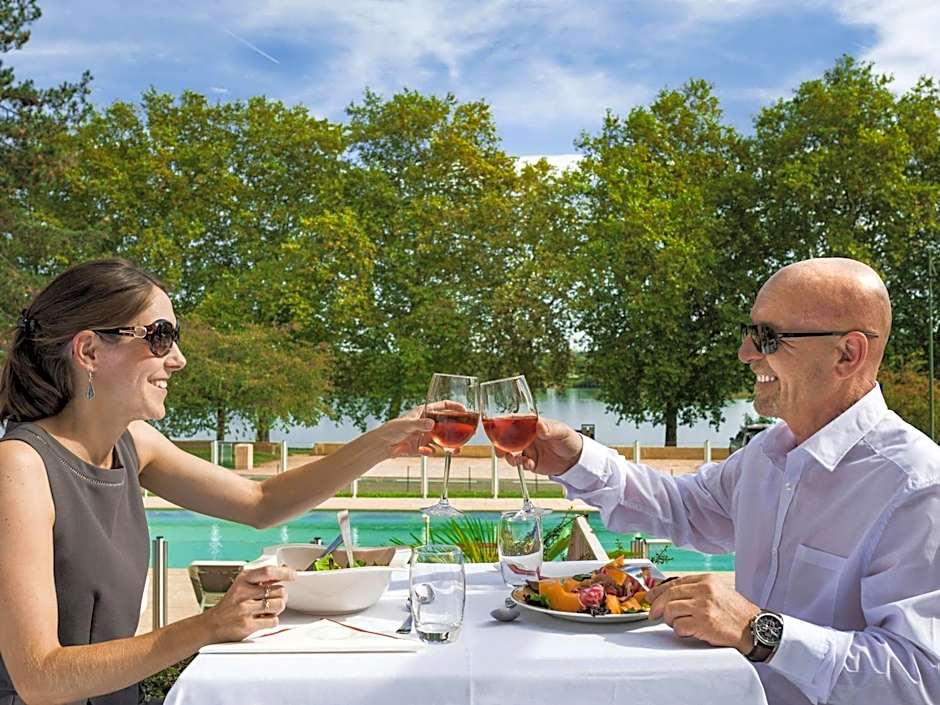 Mercure Mâcon Bord de Saone