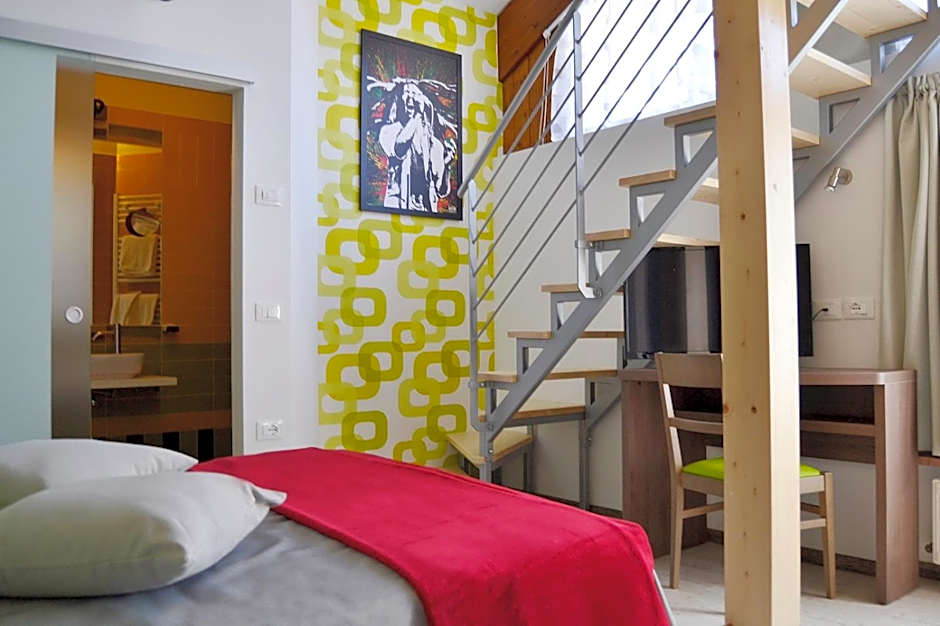Zdjęcie 1 z 14 — Triple Room