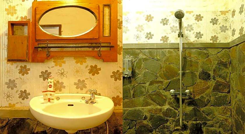 Hotel O Cemara's Homestay