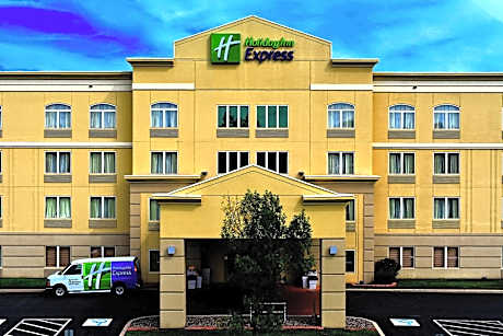 Holiday Inn Express Syracuse-Fairgrounds by IHG