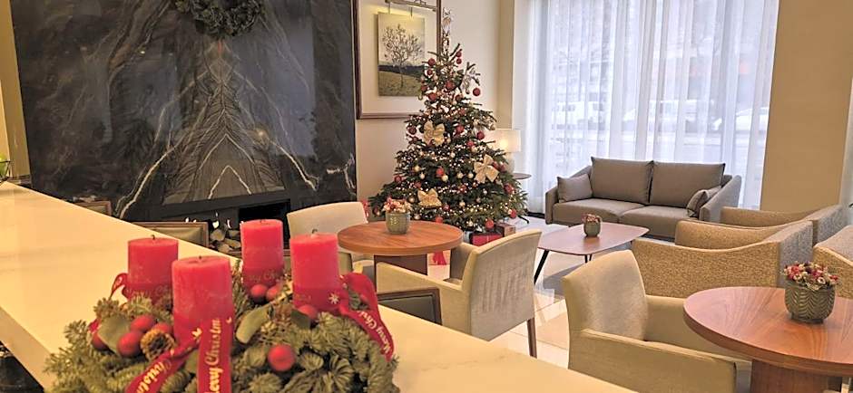 EST Grand Hotel Savoy