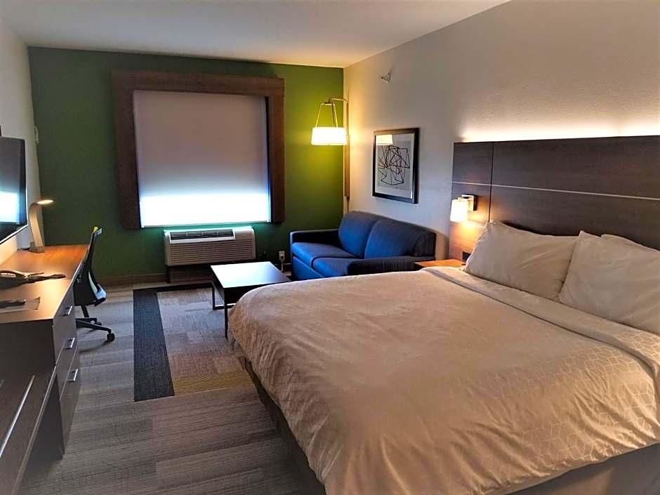 Holiday Inn Express & Suites Atlanta N - Woodstock By IHG