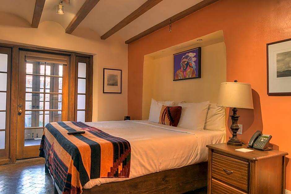 Inn at Vanessie