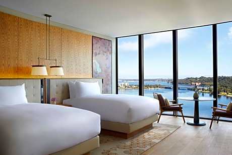 Swan River View, Premium Guest Room, 2 Double Beds