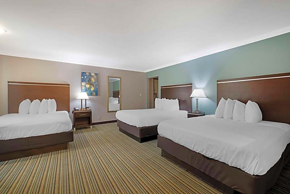 Best Western Courtesy Inn Hotel - Anaheim Resort at the Park