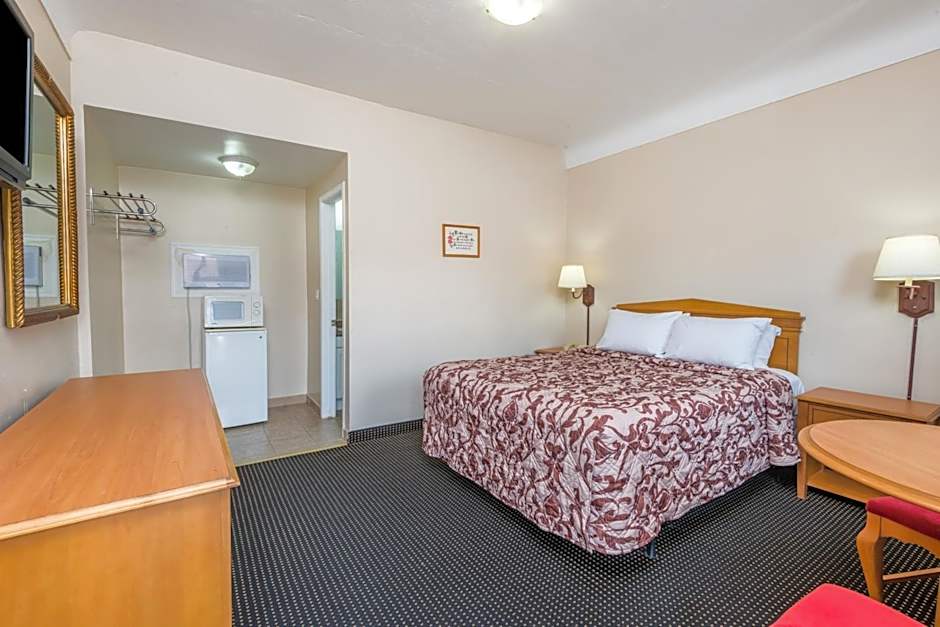 Knights Inn London Airport