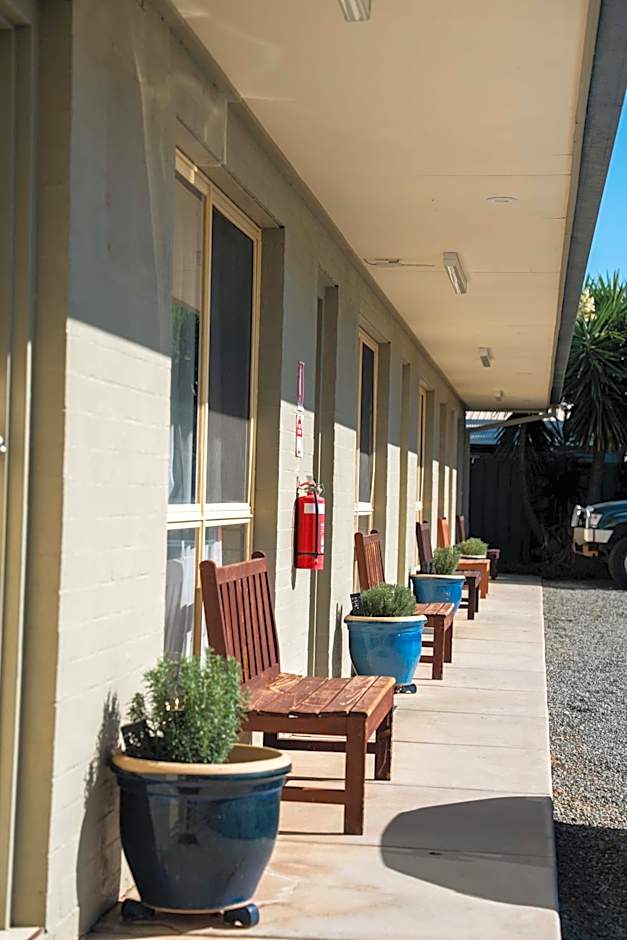 Sunrise Motel