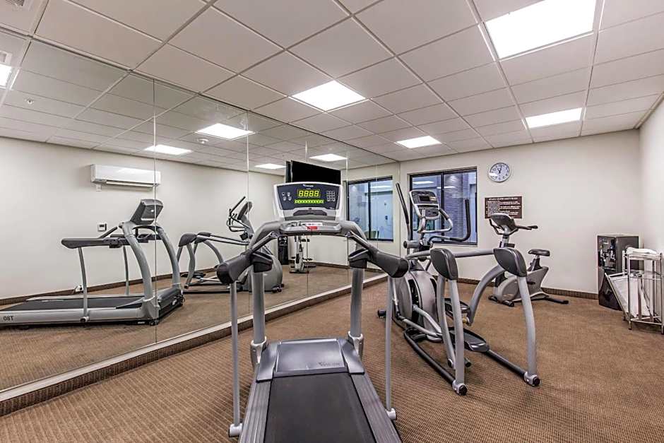 Sleep Inn Dallas Love Field-Medical District