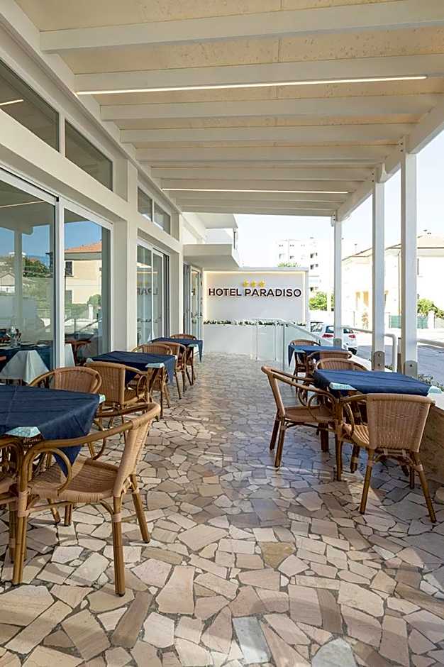 Hotel Paradiso