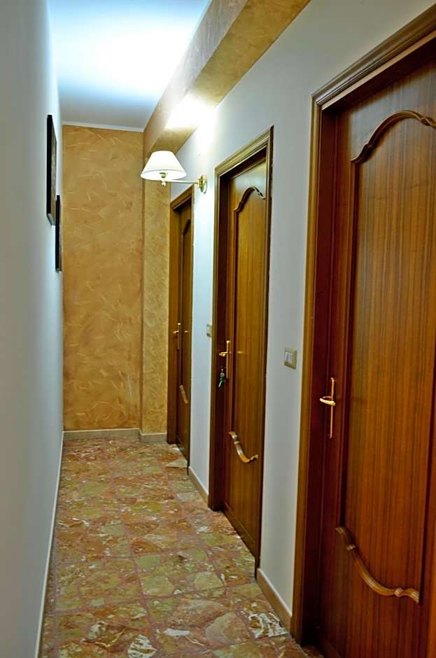 Bed & Breakfast Fontanarossa Airport -Private Parking-