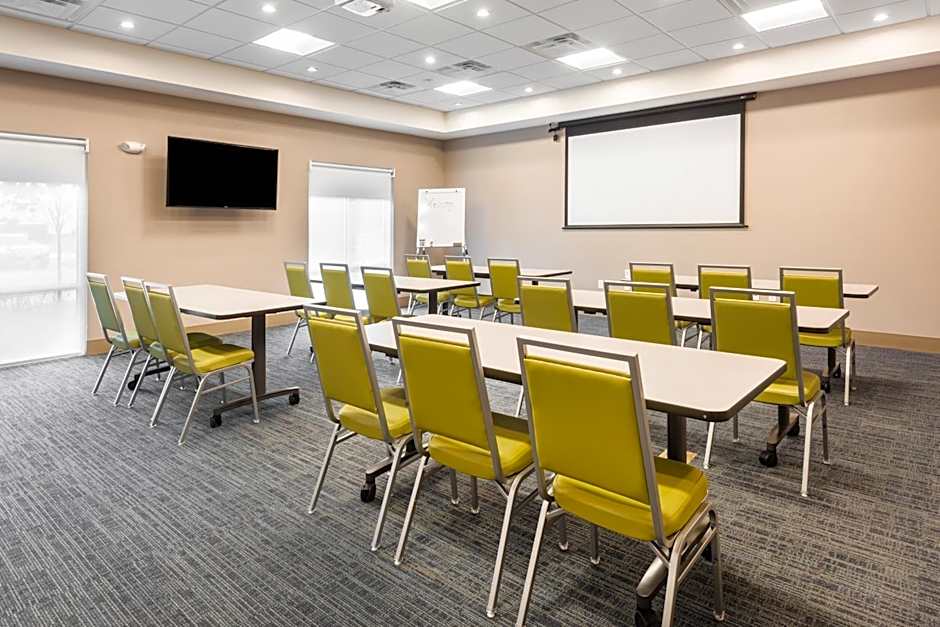 Holiday Inn Express and Suites St Louis-Chesterfield By IHG