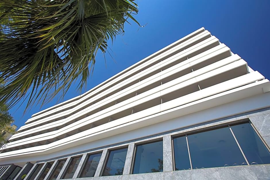 Aquila Atlantis Hotel