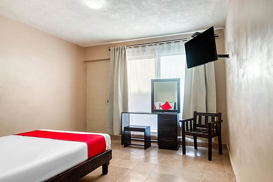 Capital O Hotel La Siesta