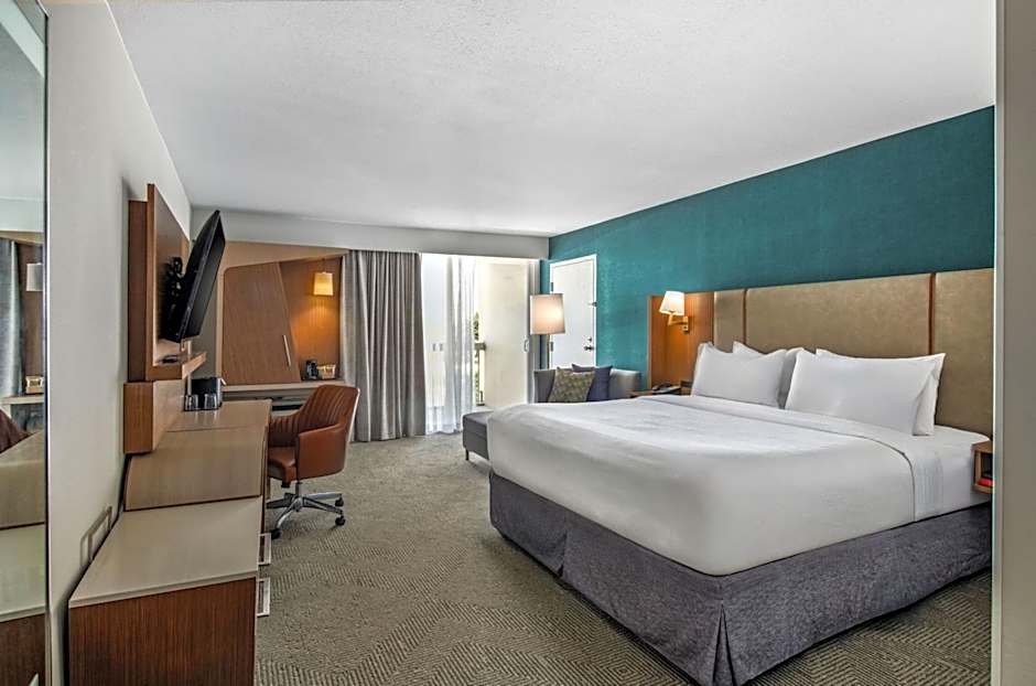 Holiday Inn Oxnard - Ventura by IHG