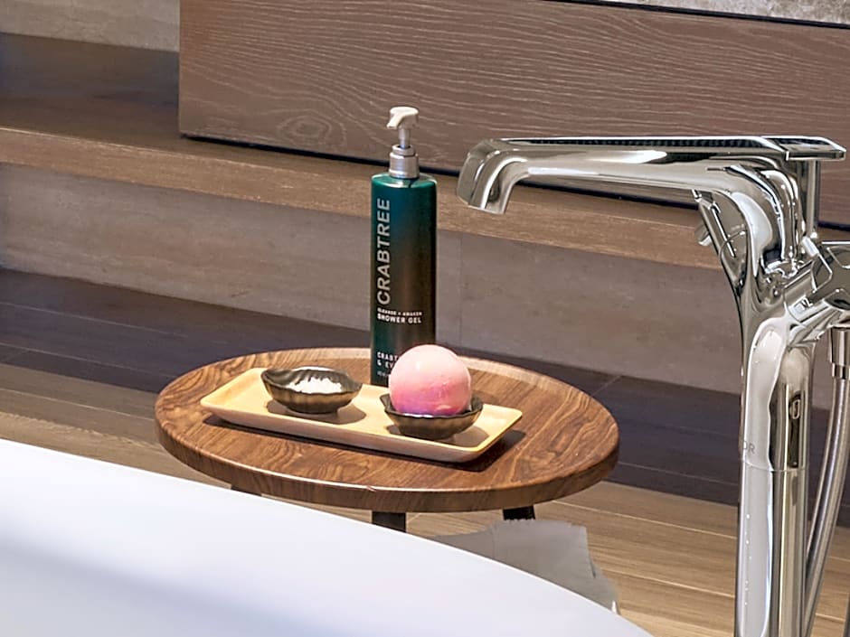 DoubleTree by Hilton Bangkok Ploenchit