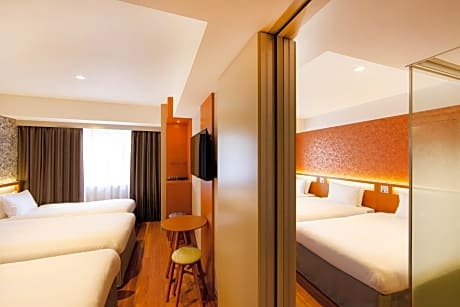 Connecting Room - Non-Smoking