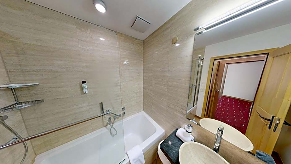 Schweizerhaus Swiss Quality Hotel