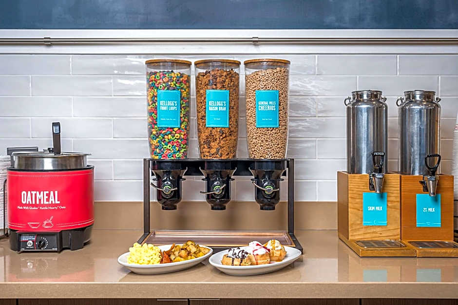 Hampton Inn By Hilton Chicago North-Loyola Station, Il