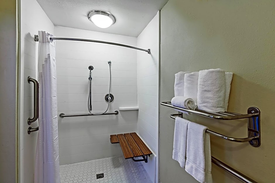 Holiday Inn Express Hotel & Suites Eagle Pass By IHG