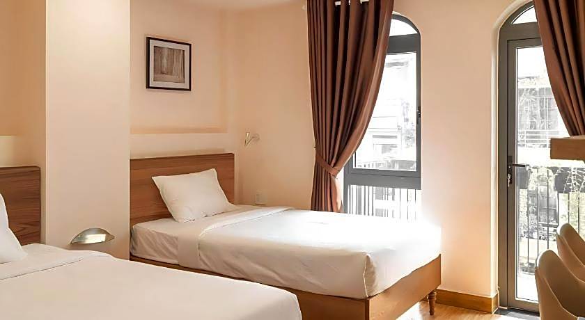 MINT HOTEL Q.1