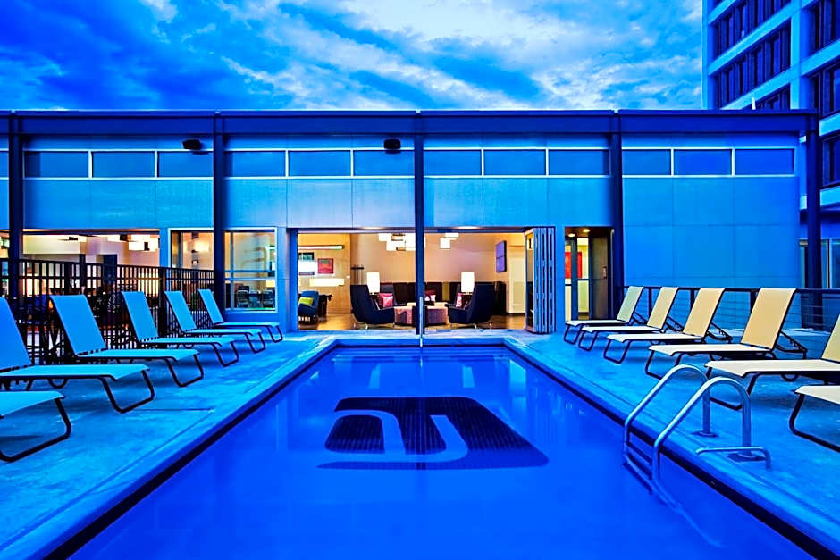 Aloft Tulsa Downtown