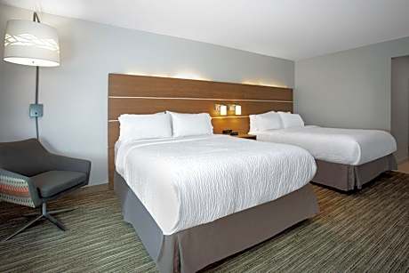 Standard Room with Two Queen Beds