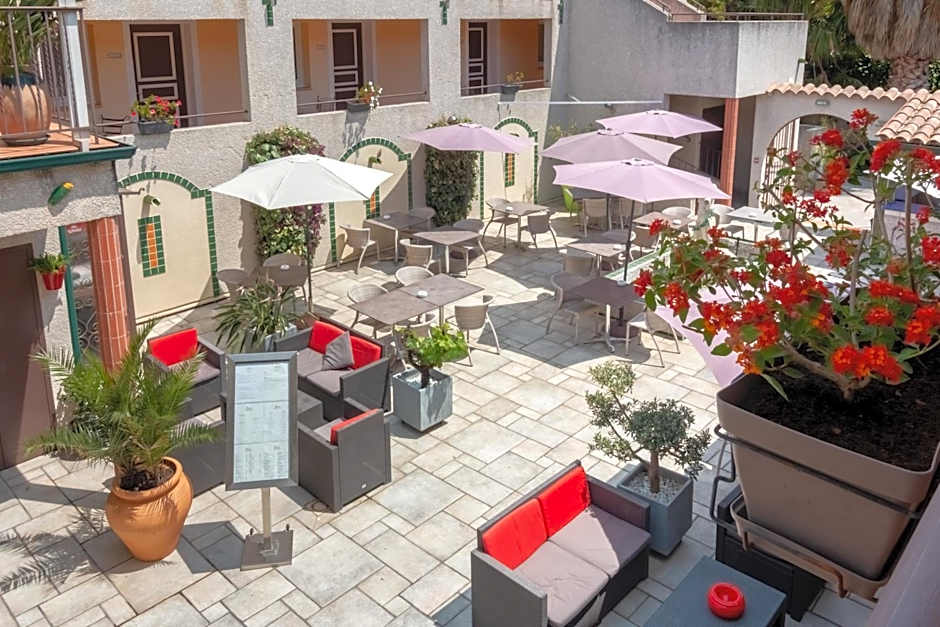 Logis Hôtel Les II Mas - Perpignan Sud