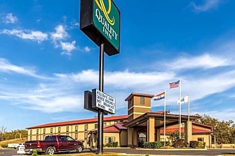 Quality Inn West Plains
