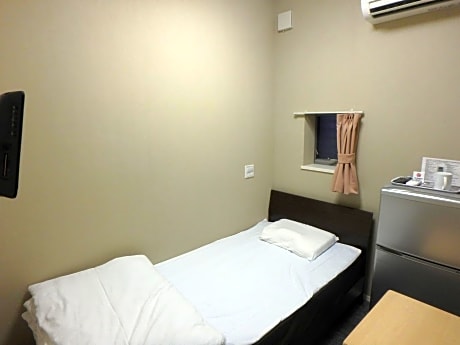Single Room with Shared Shower and Toilet