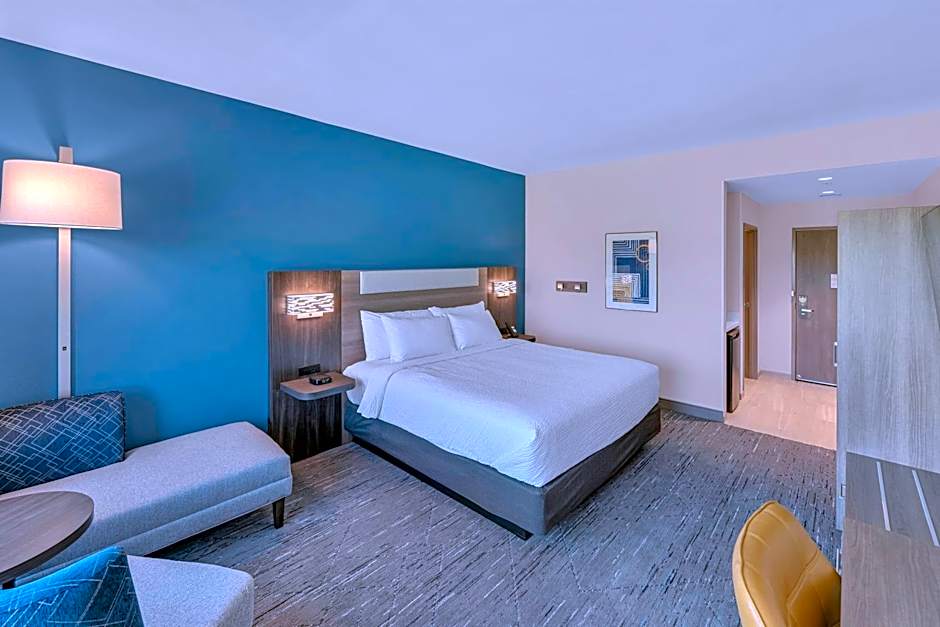 Holiday Inn Express & Suites Fort Walton Beach - Eglin Area By IHG