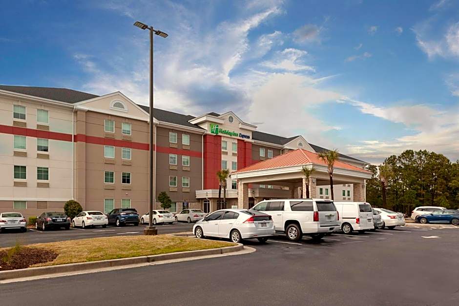 Holiday Inn Express Myrtle Beach-Broadway at the Beach By IHG