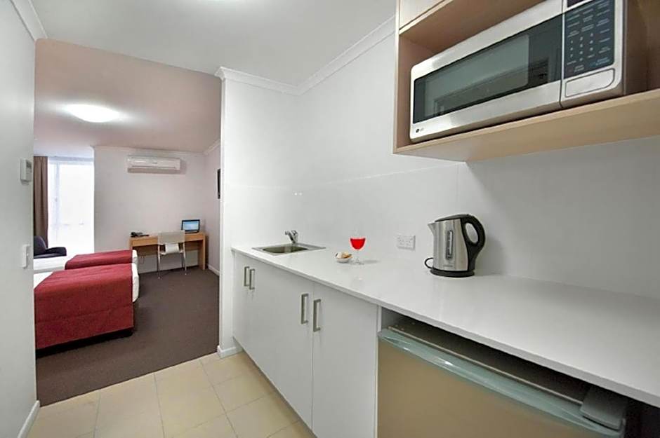 Edge Apartment Hotel