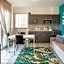 D-Place Hotel & Suite