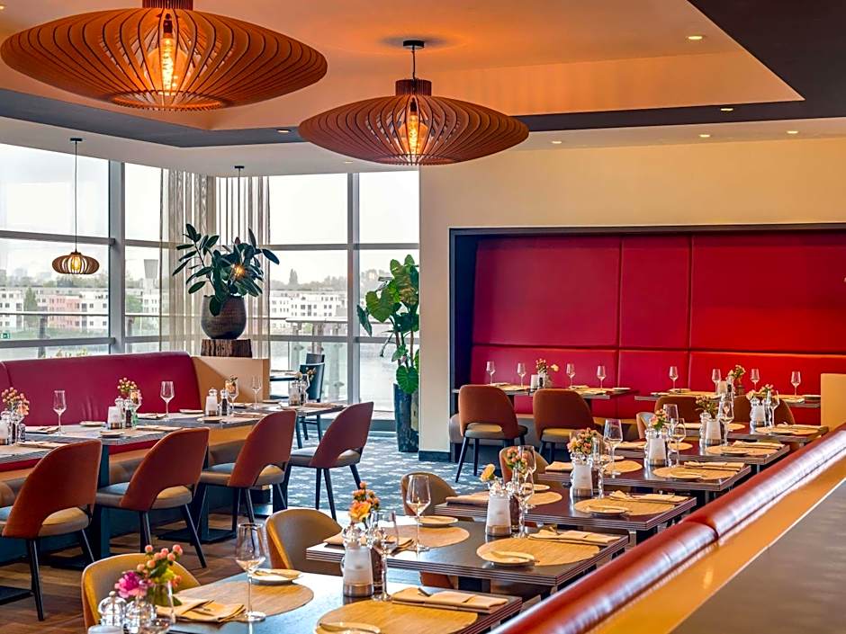 Movenpick Hotel Amsterdam City Centre