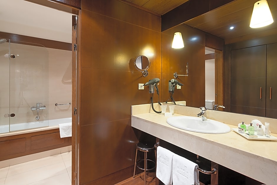 NH Collection Palacio De Burgos