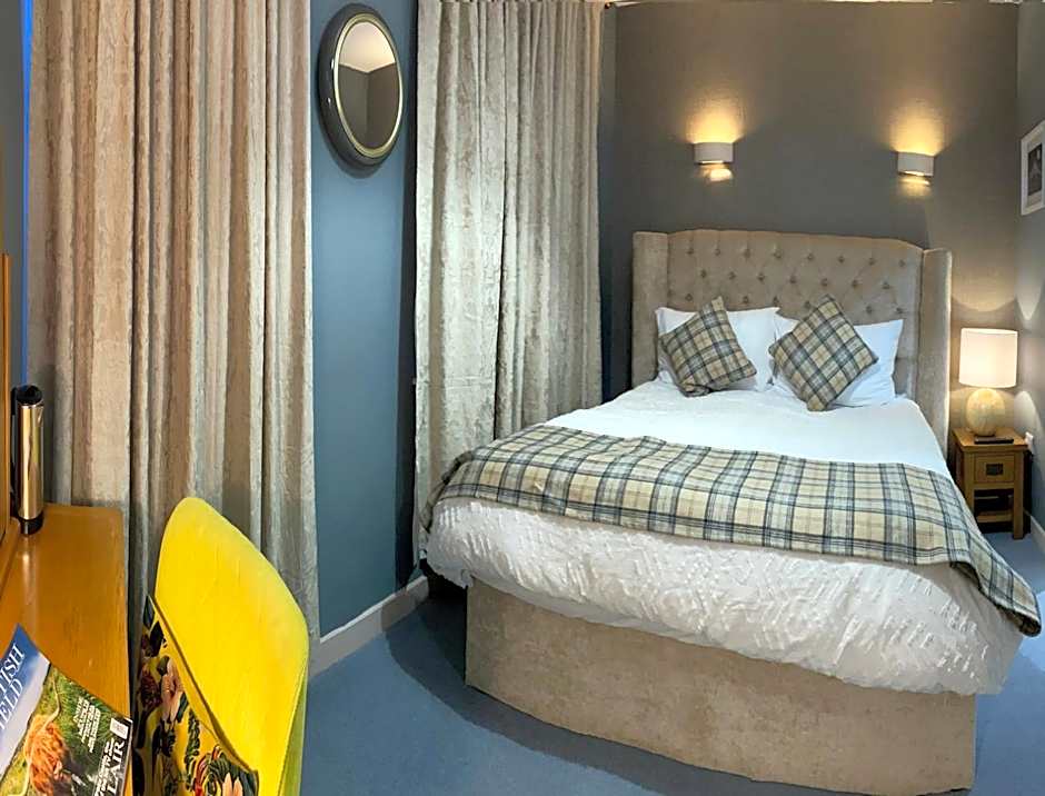 Red Lion, Coorie Inn