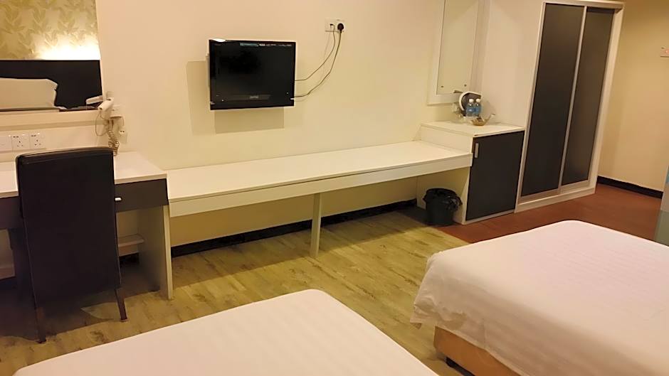 Prince Hotel