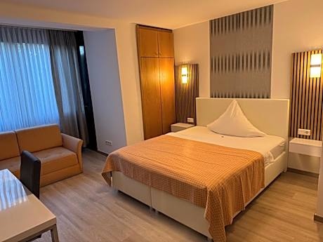 Single Room with Garden View